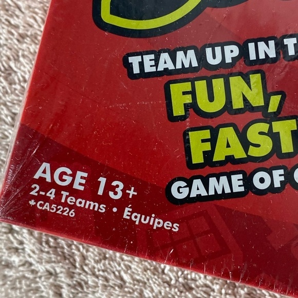 5/$25 Hasbro Gaming Scattergories Game - Picture 4 of 5